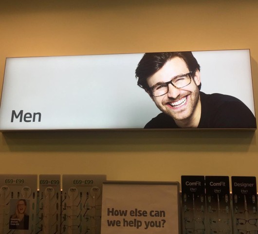 Tommy Vilés Continues Reign as the Face of Specsavers’ Men’s Range for 8th Consecutive Year
